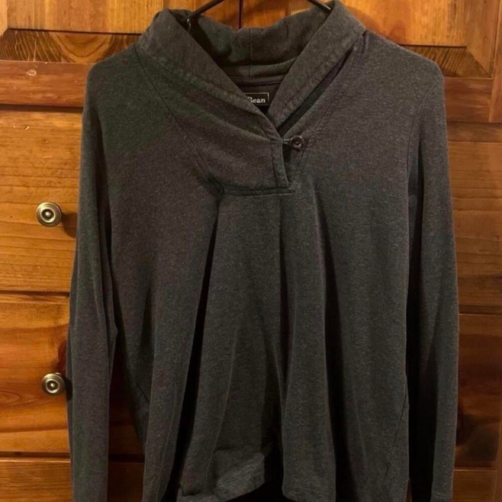 Llbean Women's Grey Sweatshirt